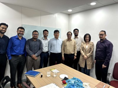 Group Photo of Customers